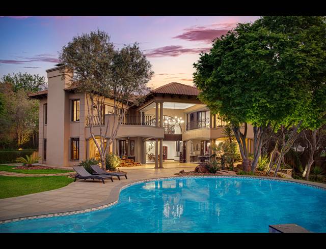 6 BEDROOM HOUSE FOR SALE IN DAINFERN VALLEY ESTATE